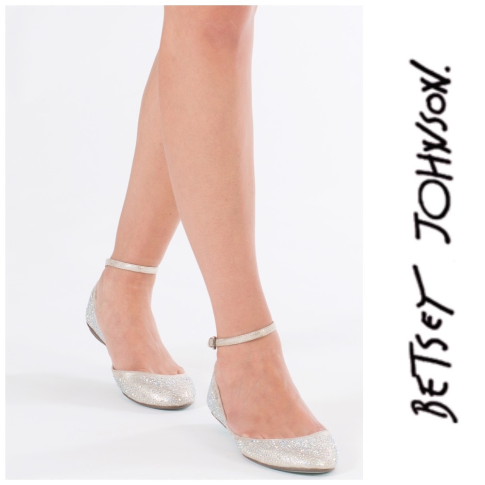 • Rhinestone Flats •